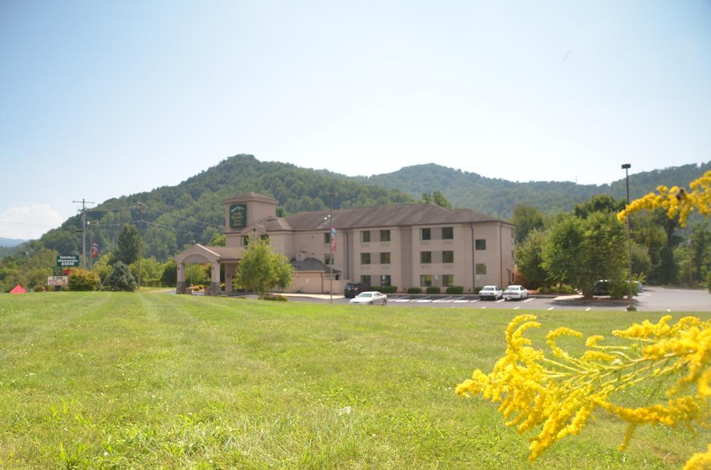 Smoky Mountain Inn & Suites Cherokee Dış mekan fotoğraf