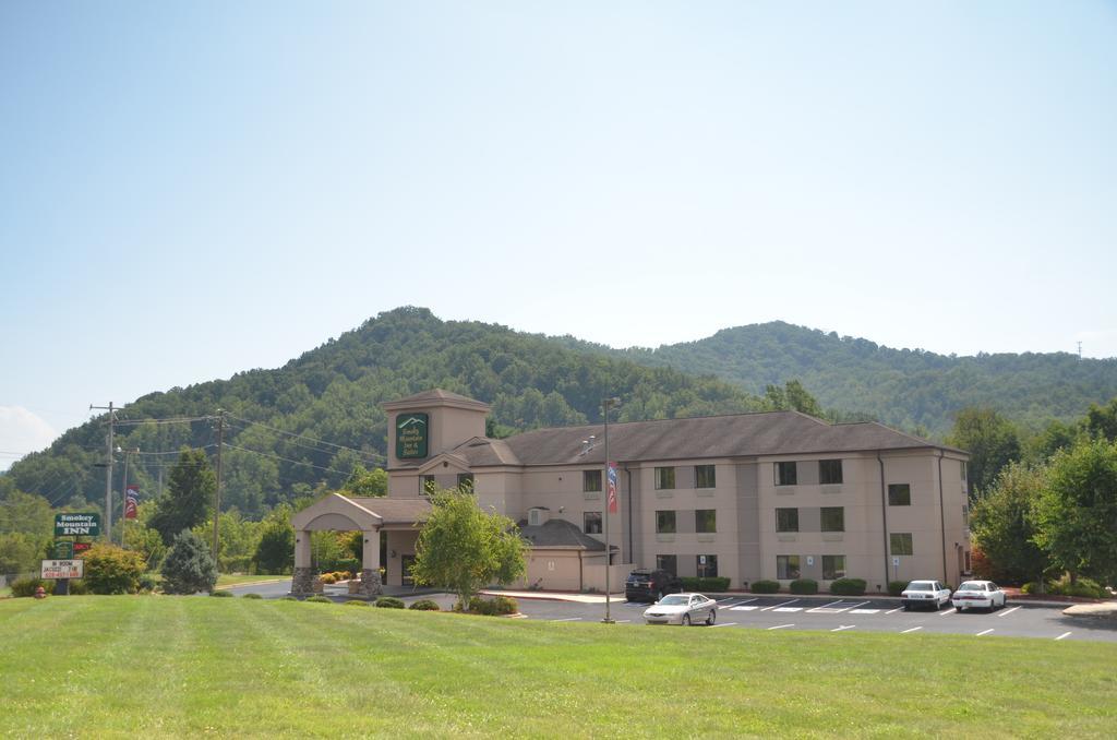 Smoky Mountain Inn & Suites Cherokee Dış mekan fotoğraf